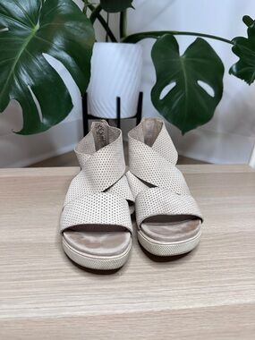 Eileen Fisher Cream Perforated Cross-Strap Wedge Sandals